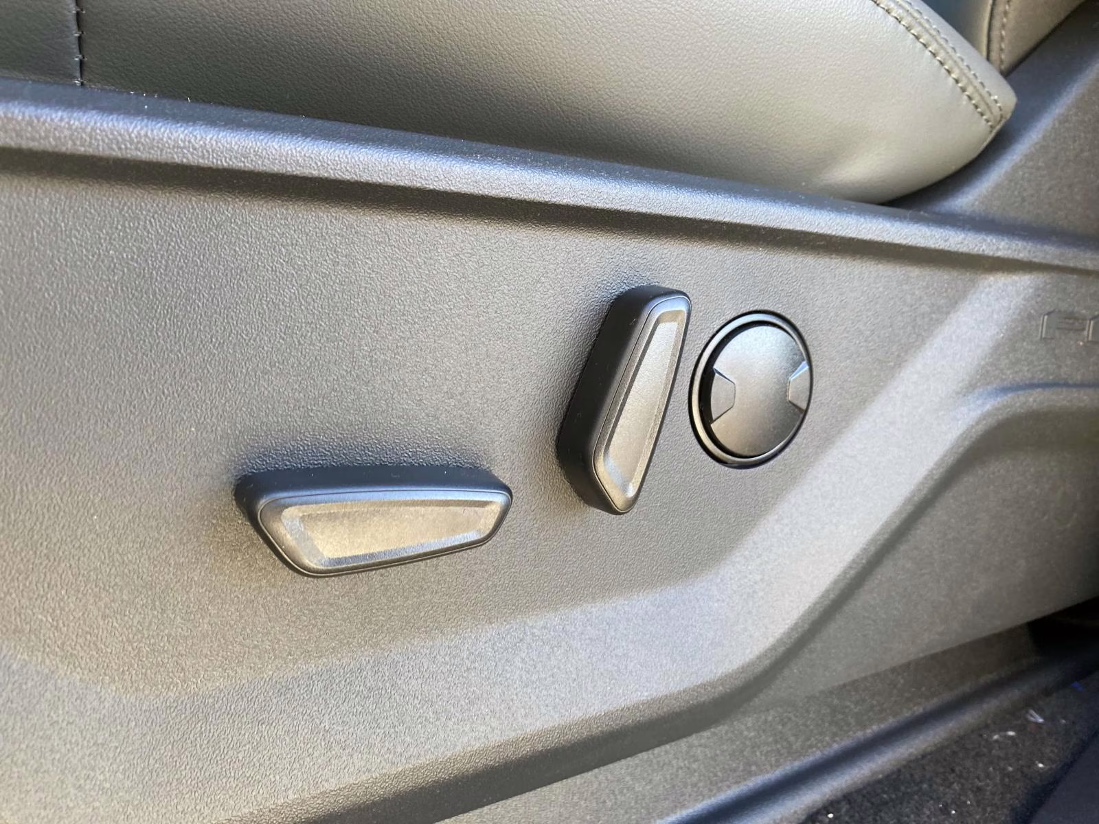 2026 Black Metallic Ford Expedition Max Active RWD SUV