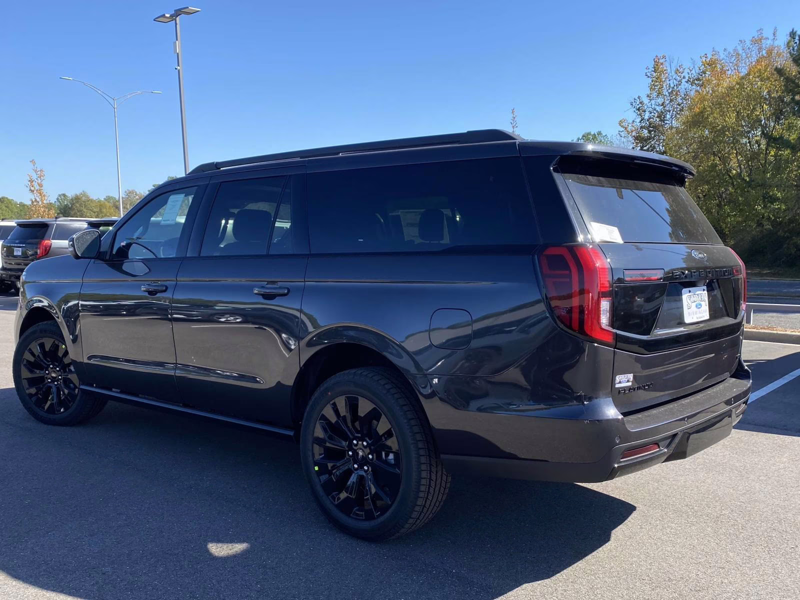 2025 Gray Metallic Ford Expedition Max Platinum 4X4 SUV