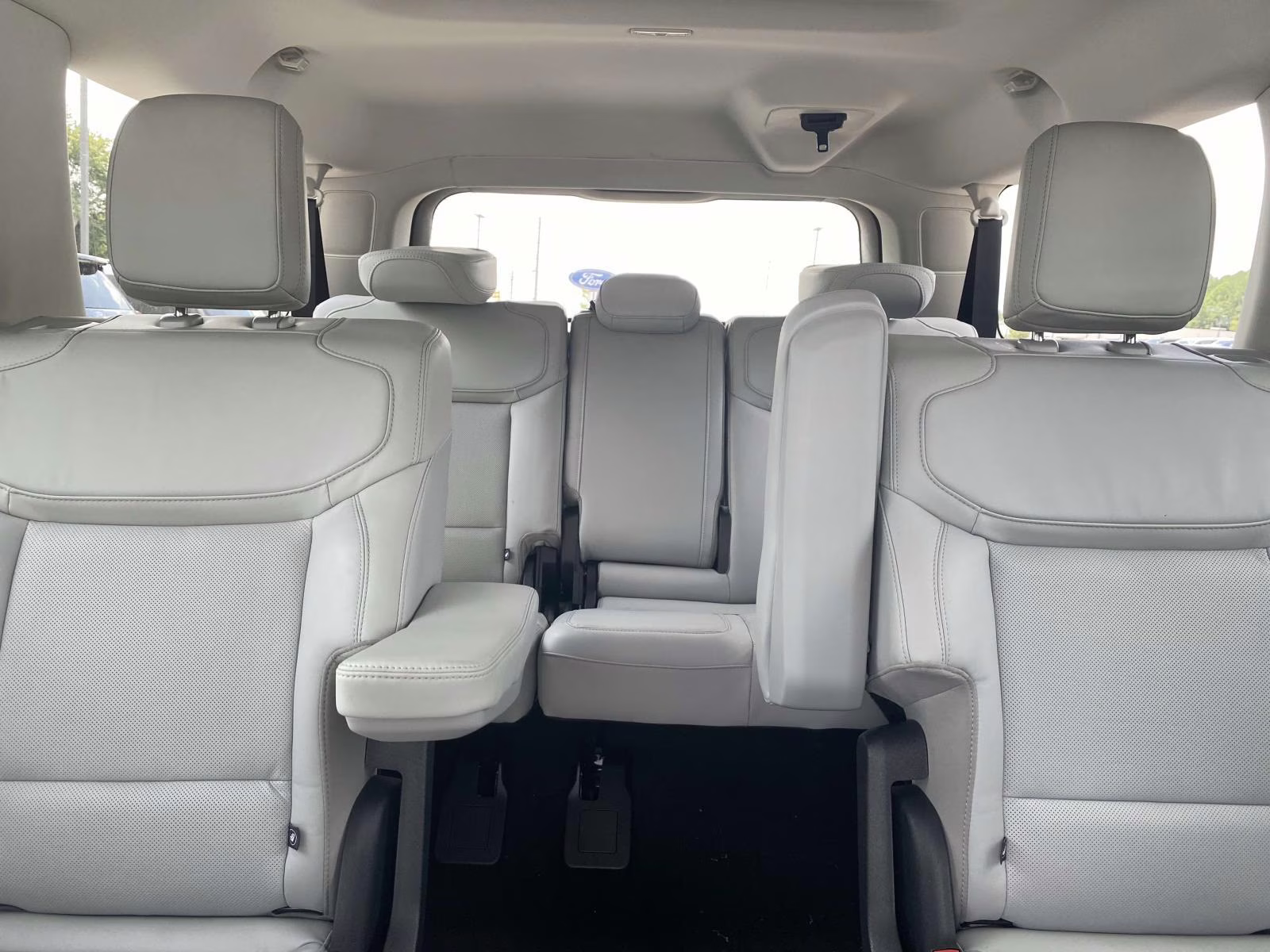 2025 Dark Matter Gray Metallic Ford Expedition Max Platinum 4X4 SUV