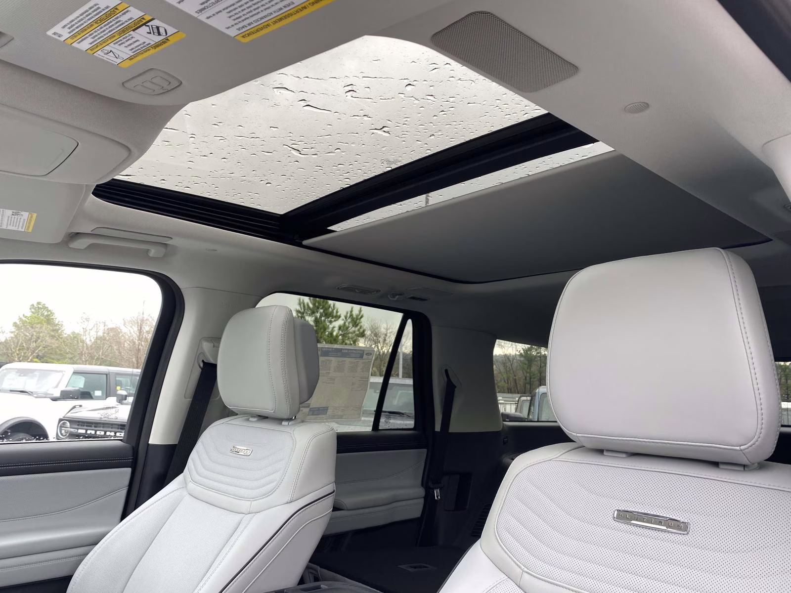 2026 White Metallic Ford Expedition Max Platinum 4X4 SUV