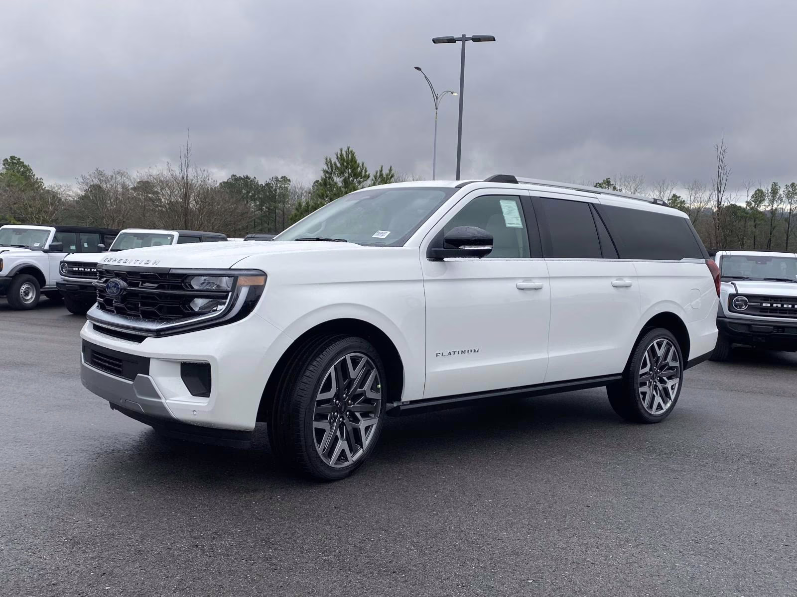 2026 White Metallic Ford Expedition Max Platinum 4X4 SUV