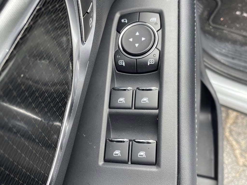 2026 Space Silver Metallic Ford Expedition Platinum 4X4 SUV