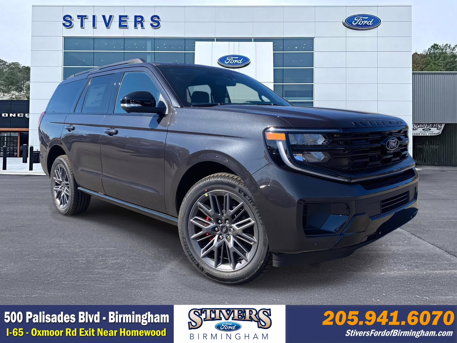 2025 Dark Matter Gray Metallic Ford Expedition Platinum 4X4 SUV