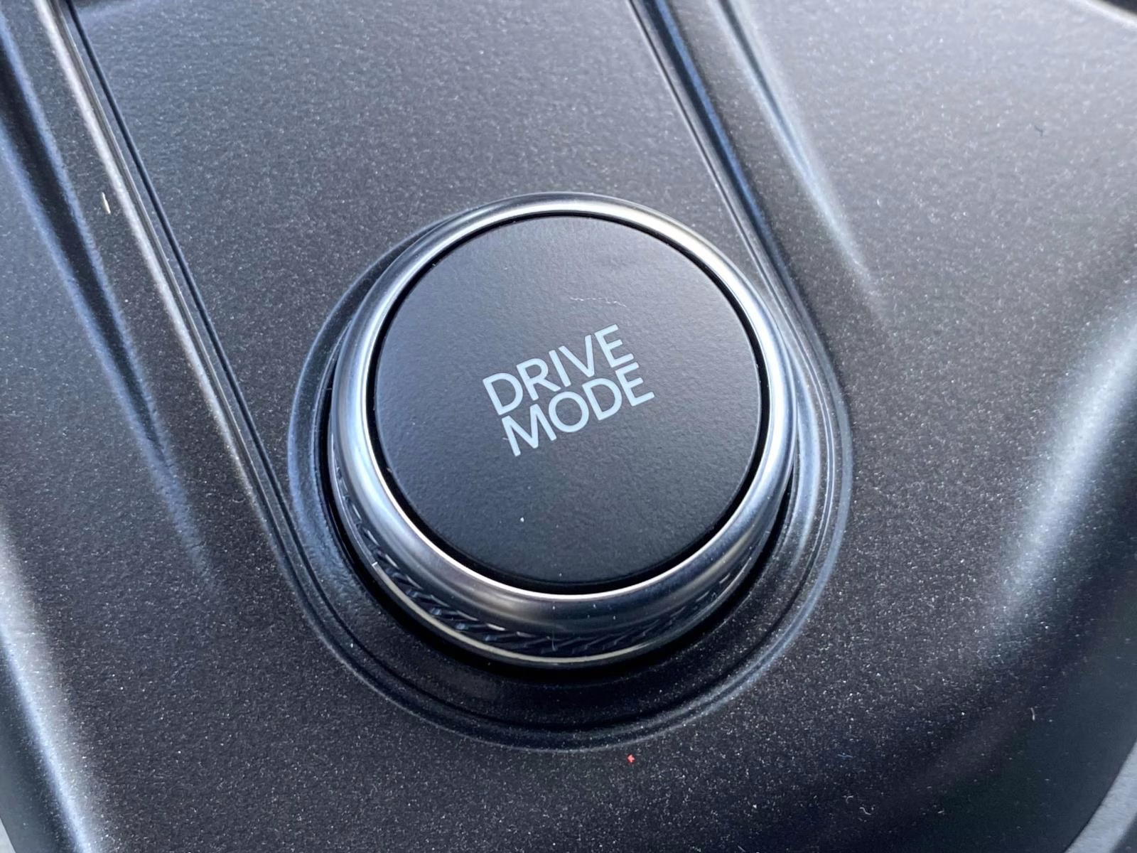 2026 White Metallic Ford Explorer Active RWD SUV