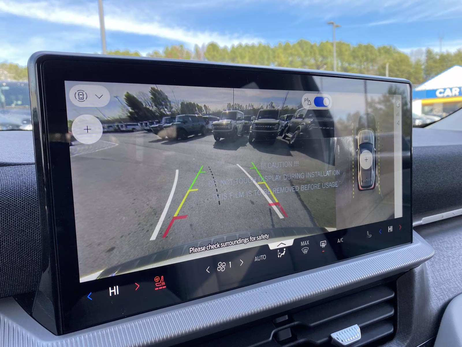 2026 White Metallic Ford Explorer Platinum 4X4 SUV