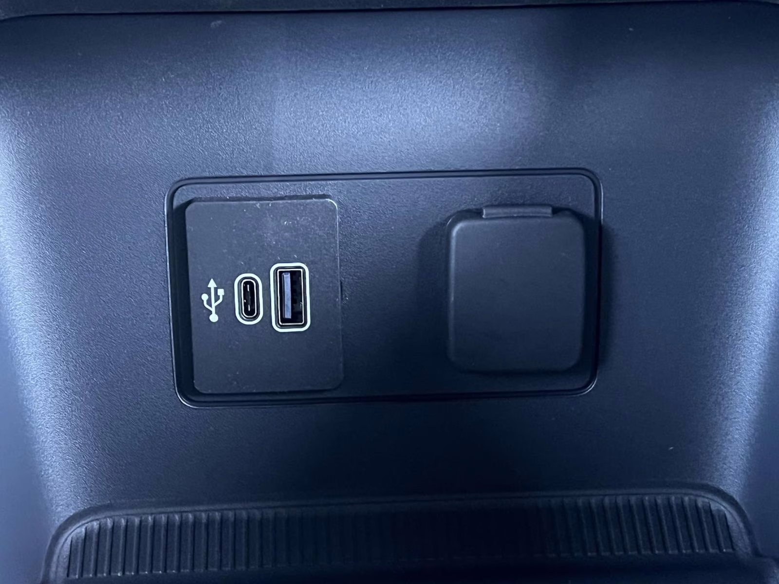 2026 White Metallic Ford Explorer ST 4X4 SUV