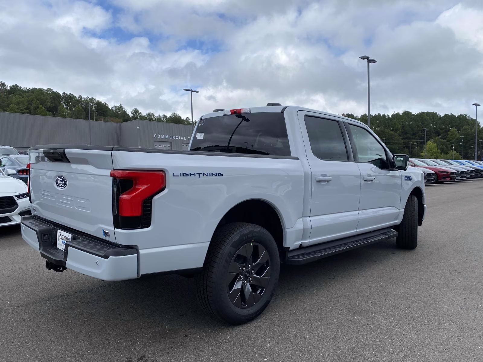 2025 Space White Metallic Ford F-150 Lightning Flash AWD Truck