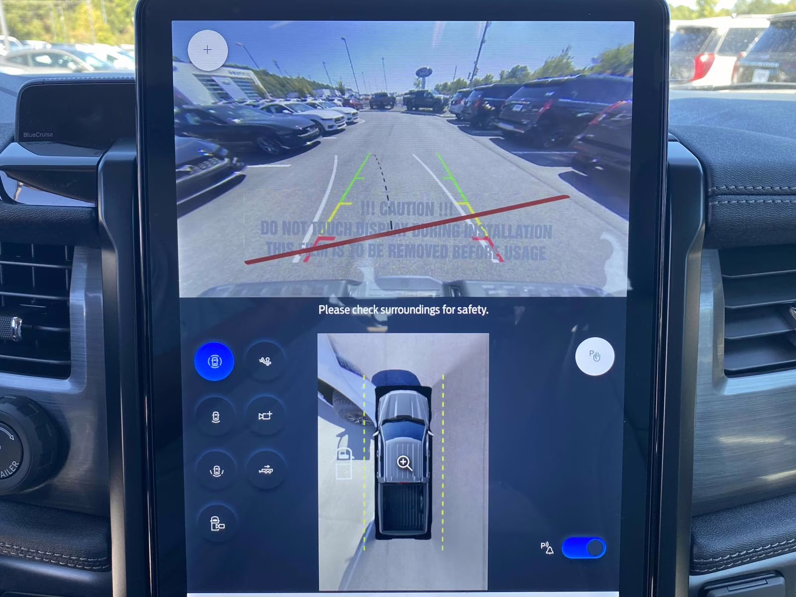 2025 Oxford White Ford F-150 Lightning Flash AWD Truck