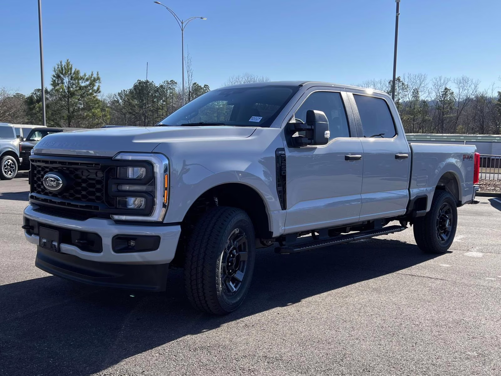 2026 Avalanche Ford Super Duty F-250 SRW XL 4X4 Truck