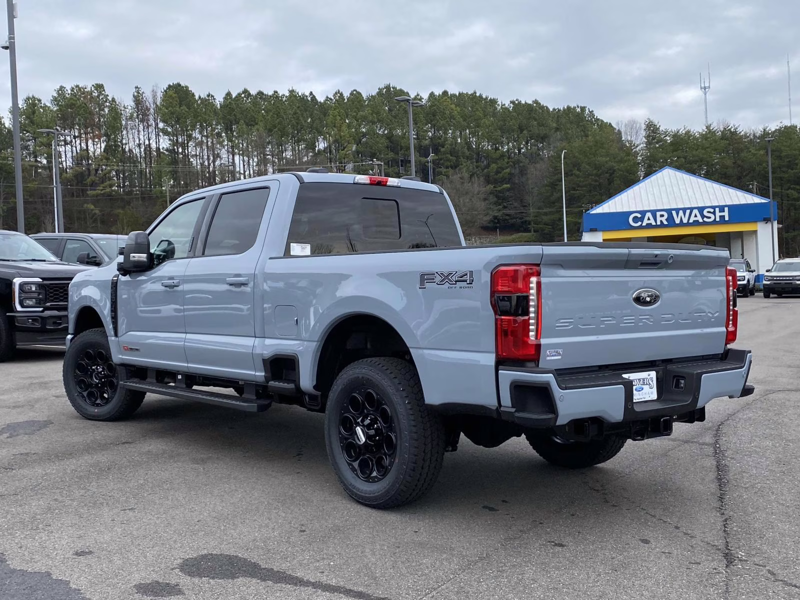 2026 Glacier Gray Metallic Tri-Coat Ford Super Duty F-250 SRW Lariat 4X4 Truck