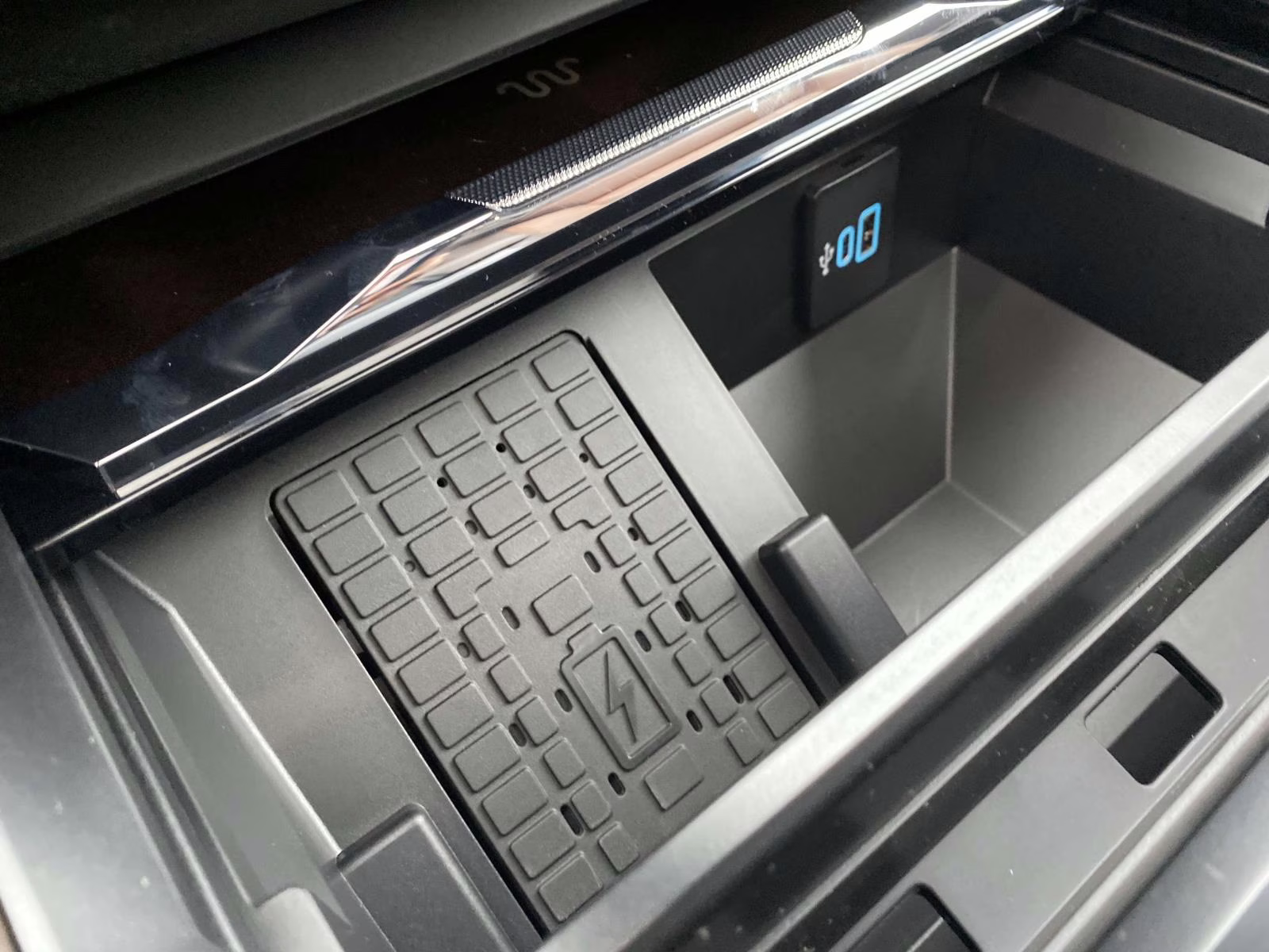 2026 Black Metallic Ford Super Duty F-250 SRW King Ranch 4X4 Truck