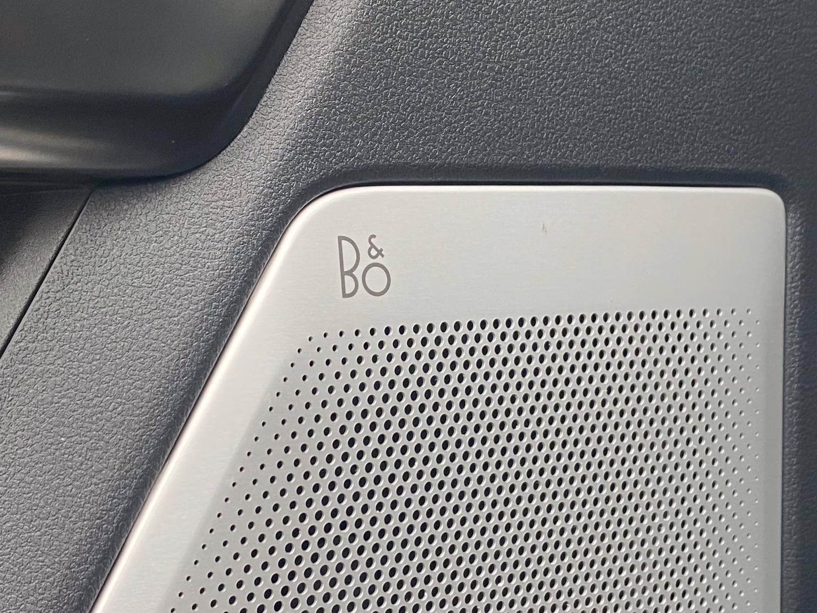 2026 Star White Metallic Tri-Coat Ford Super Duty F-250 SRW Platinum 4X4 Truck