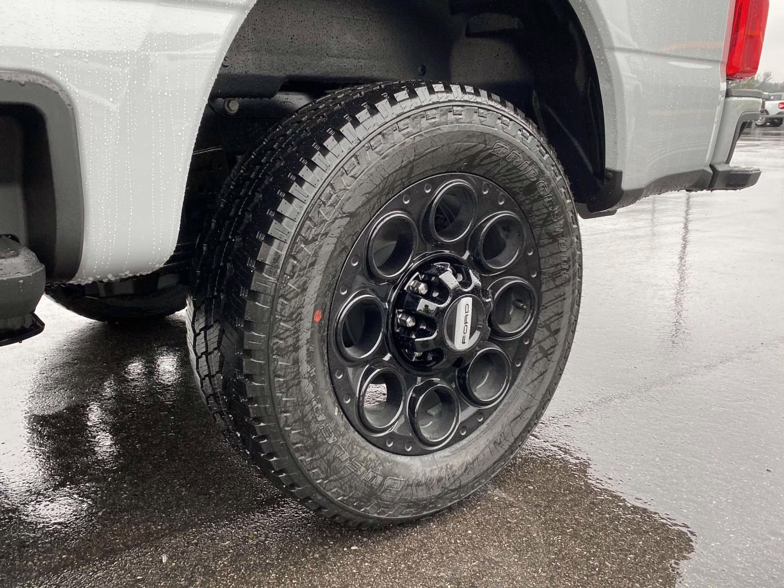 2026 Avalanche Ford Super Duty F-250 SRW Lariat 4X4 Truck