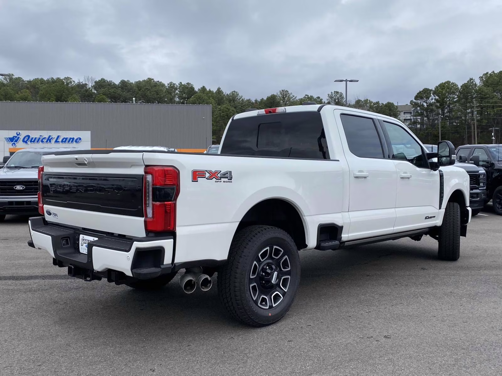 2026 Star White Metallic Tri-Coat Ford Super Duty F-250 SRW Platinum 4X4 Truck