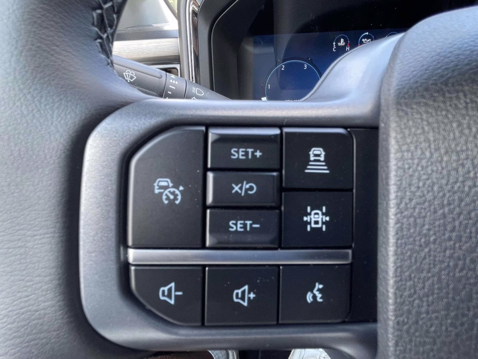 2026 Glacier Gray Ford Super Duty F-350 SRW Lariat 4X4 Truck