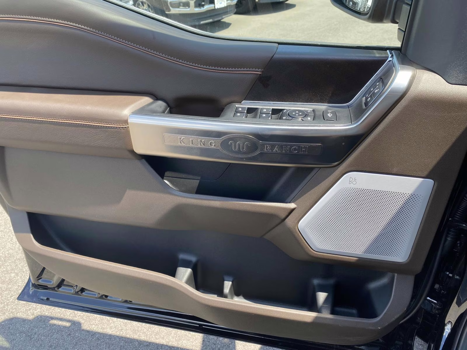 2025 Black Metallic Ford Super Duty F-350 SRW King Ranch 4X4 Truck