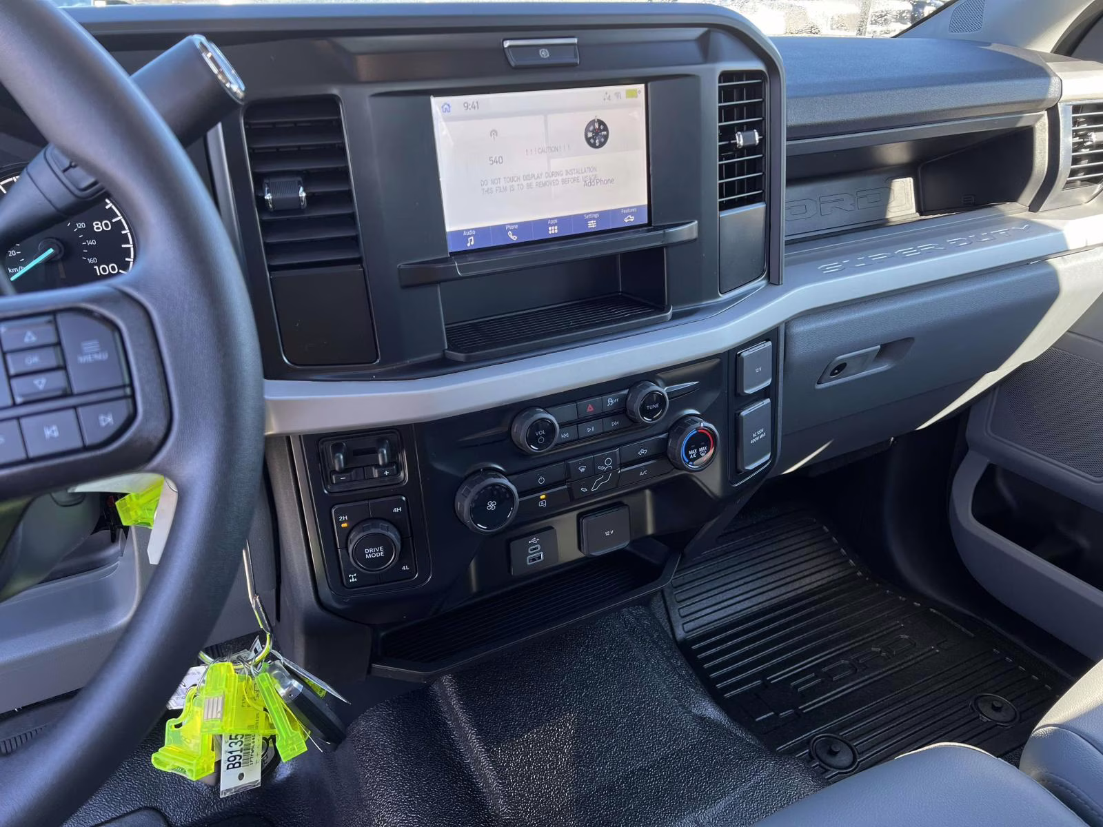 2026 Oxford White Ford Super Duty F-350 SRW XL 4X4 Truck