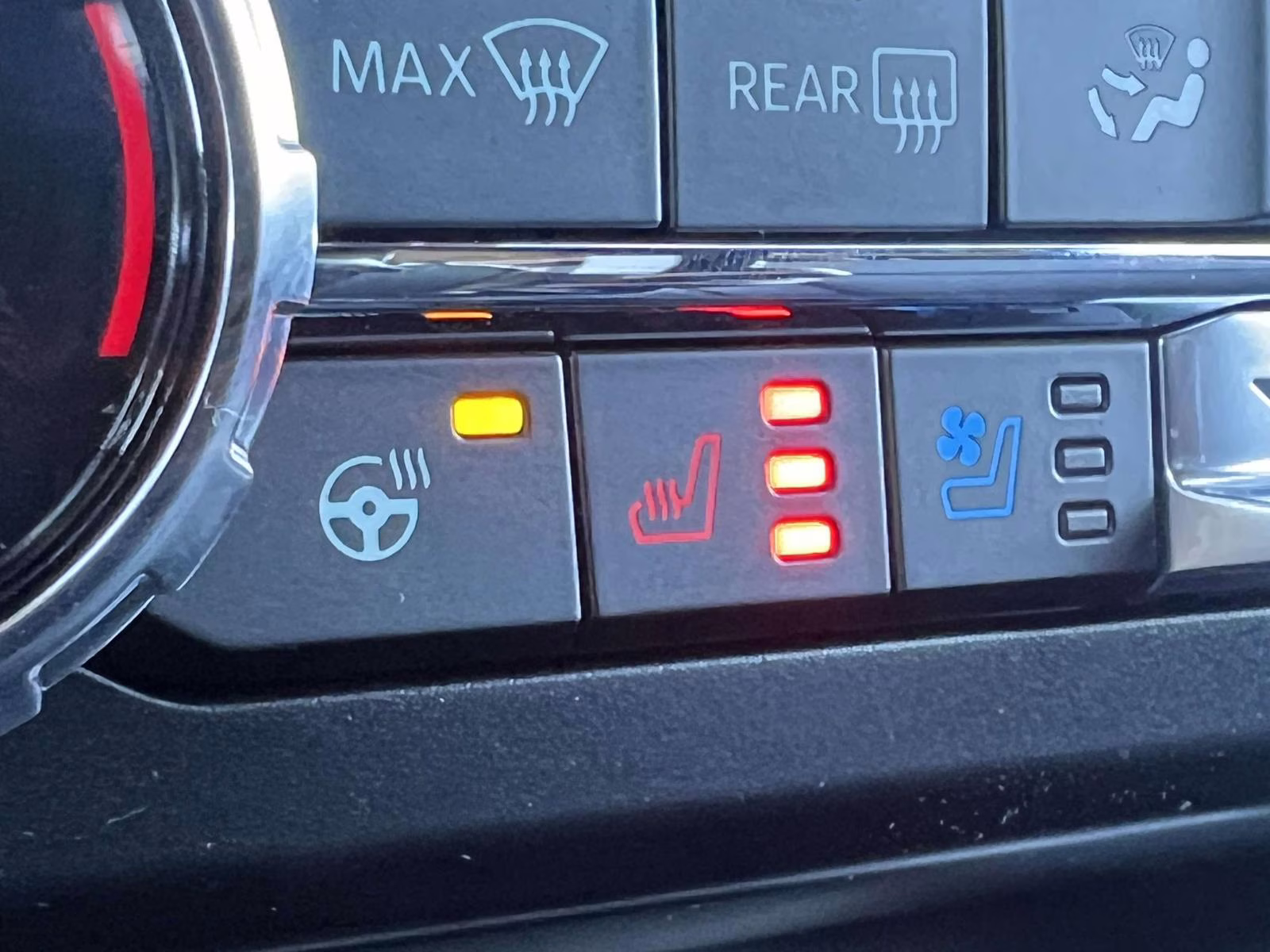 2026 Avalanche Ford Super Duty F-350 SRW Lariat 4X4 Truck