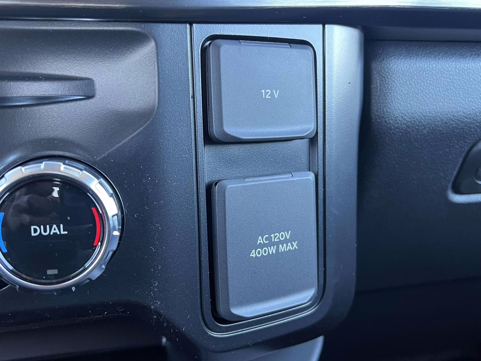 2026 Avalanche Ford Super Duty F-350 SRW Lariat 4X4 Truck