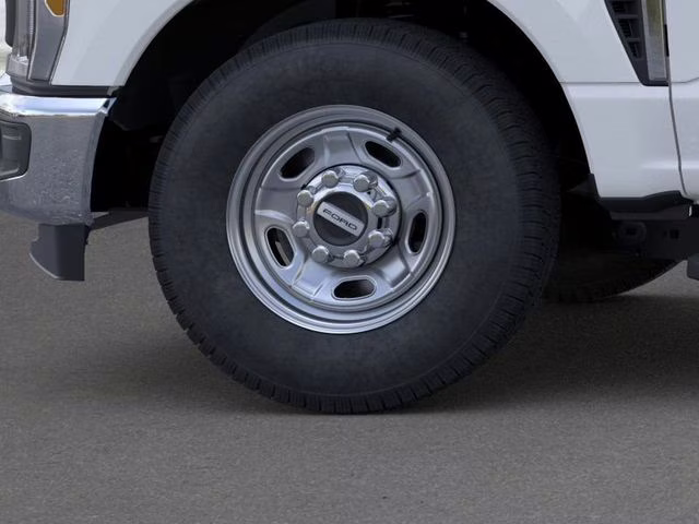 2026 Oxford White Ford Super Duty F-250 SRW XL RWD Truck