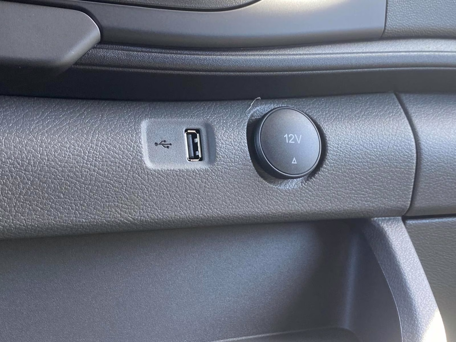 2026 Oxford White Ford Transit-250 Base RWD Van