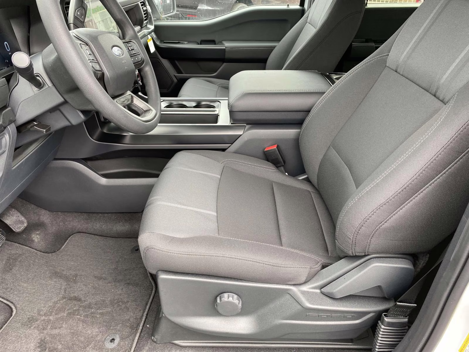 2026 Oxford White Ford F-150 STX 4X4 Truck