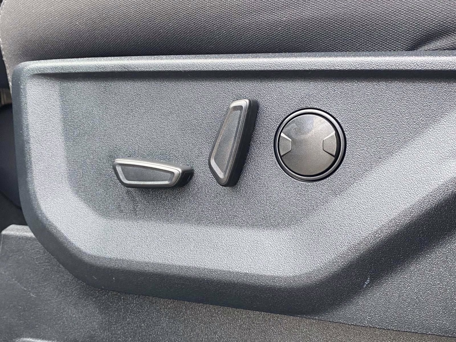 2025 Agate Black Metallic Ford F-150 XLT 4X4 Truck