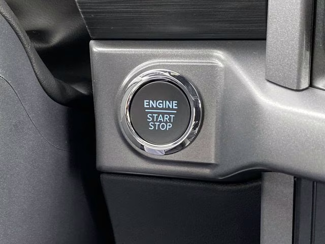 2025 Oxford White Ford F-150 XLT 4X4 Truck