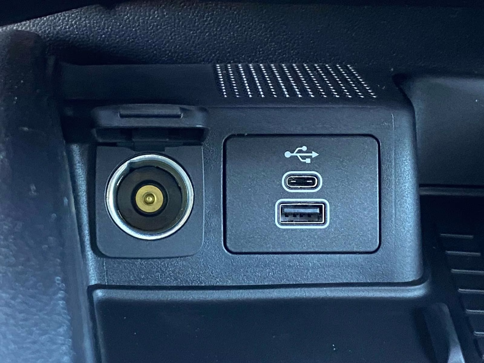 2025 Shadow Black Ford Bronco Sport Outer Banks 4X4 SUV