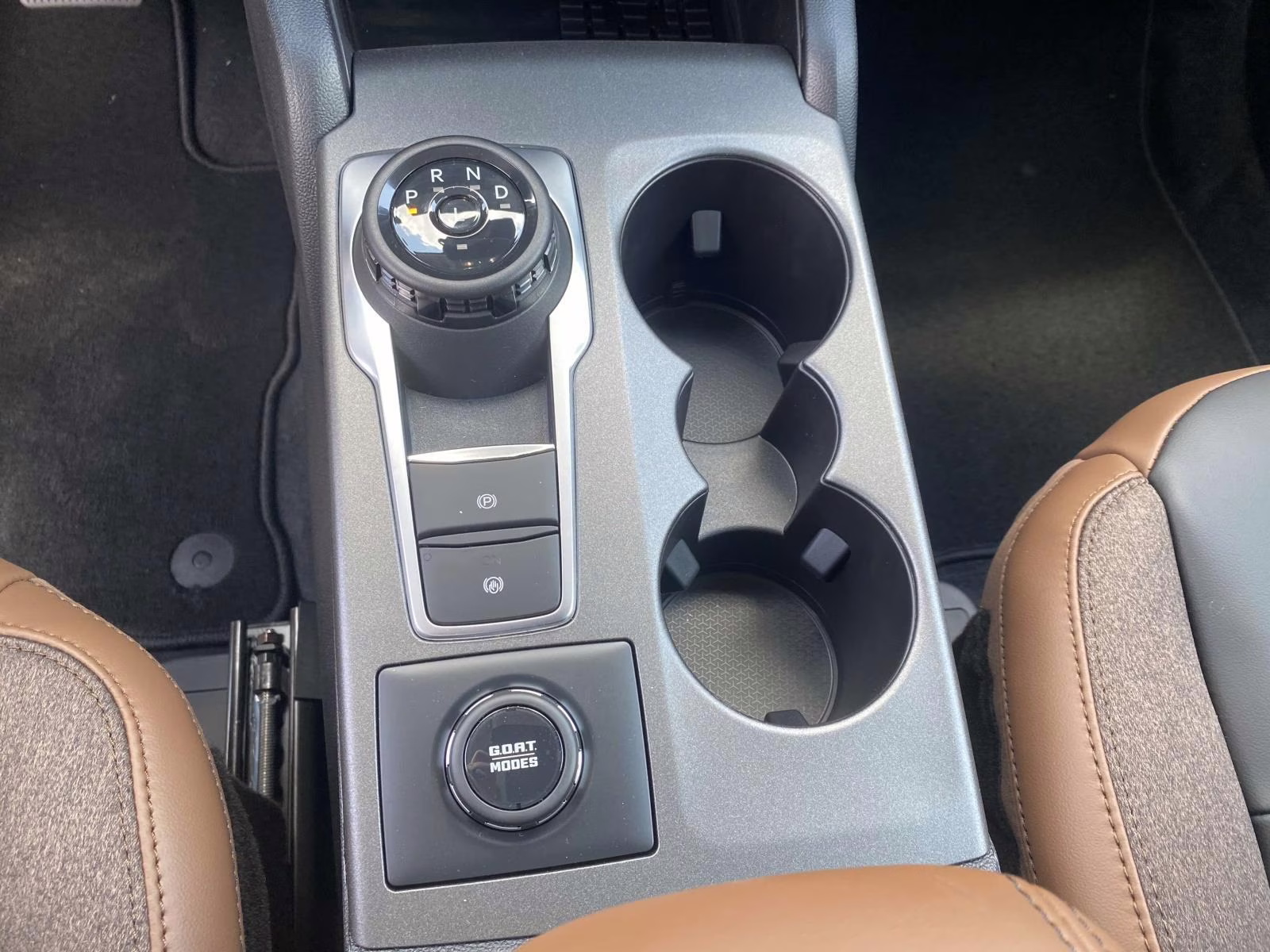 2025 Carbonized Gray Metallic Ford Bronco Sport Outer Banks 4X4 SUV