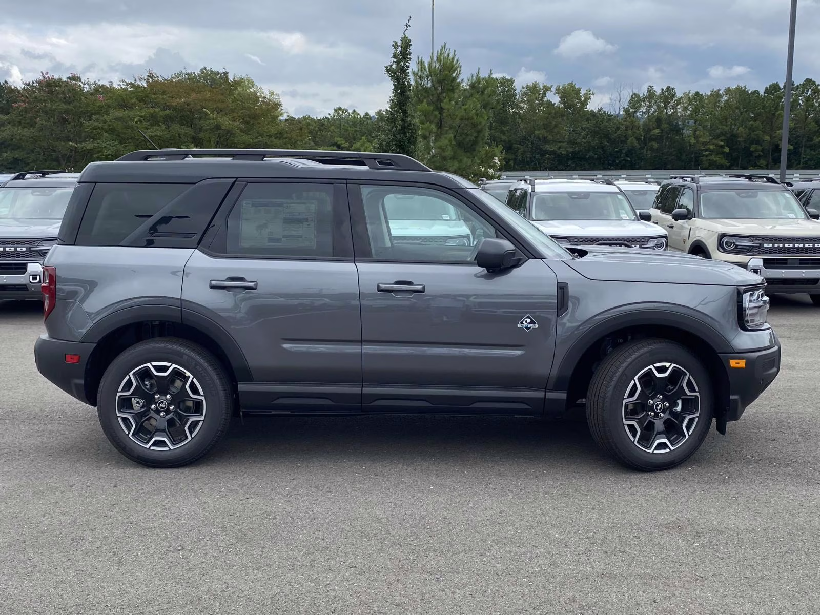 2025 Carbonized Gray Metallic Ford Bronco Sport Outer Banks 4X4 SUV