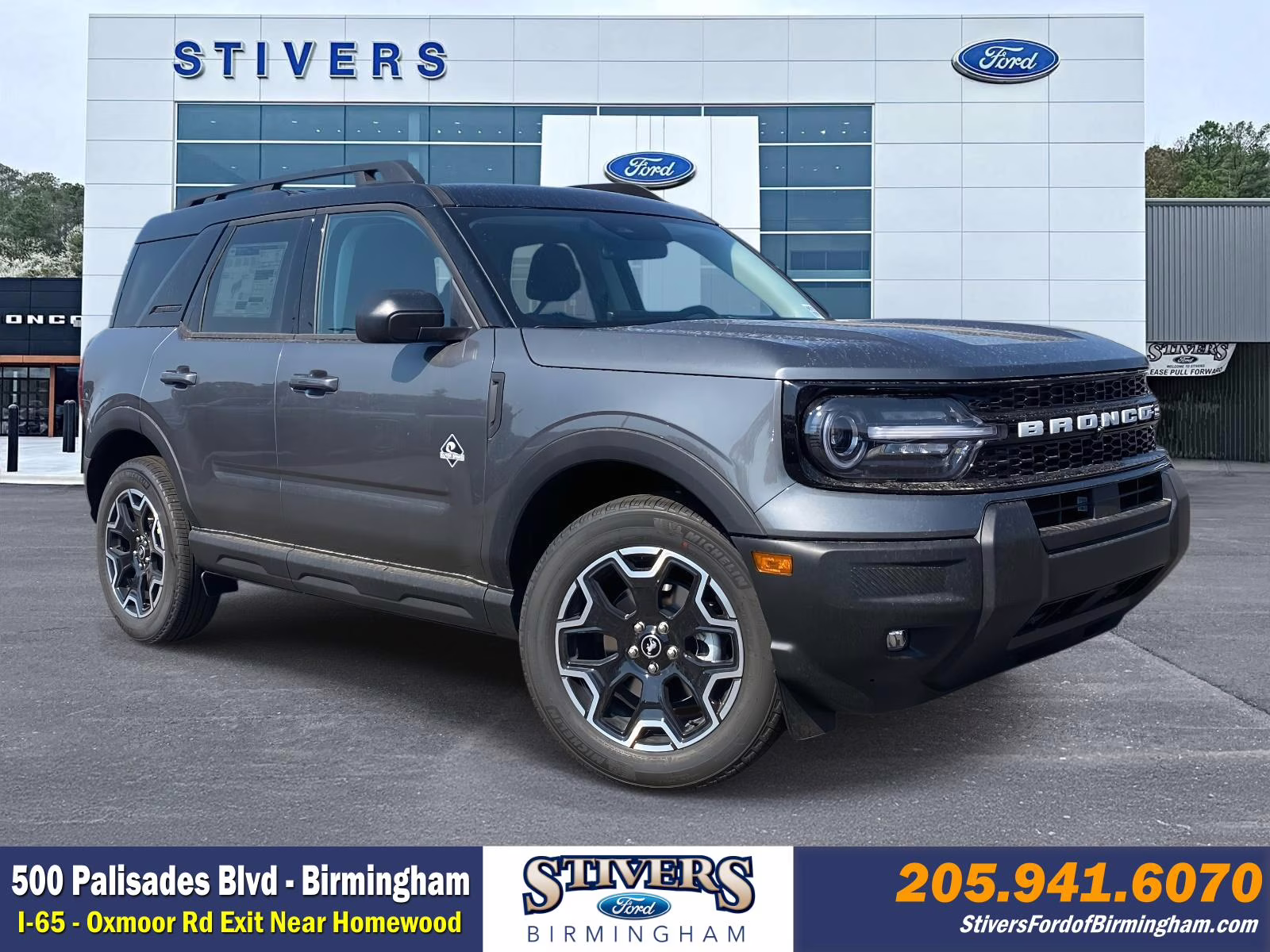 2025 Gray Metallic Ford Bronco Sport Outer Banks 4X4 SUV