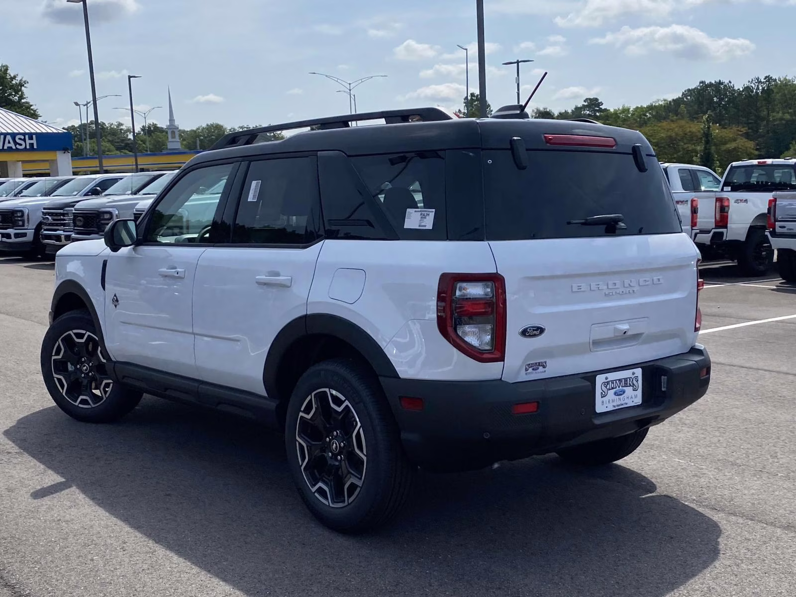 2025 Oxford White Ford Bronco Sport Outer Banks 4X4 SUV