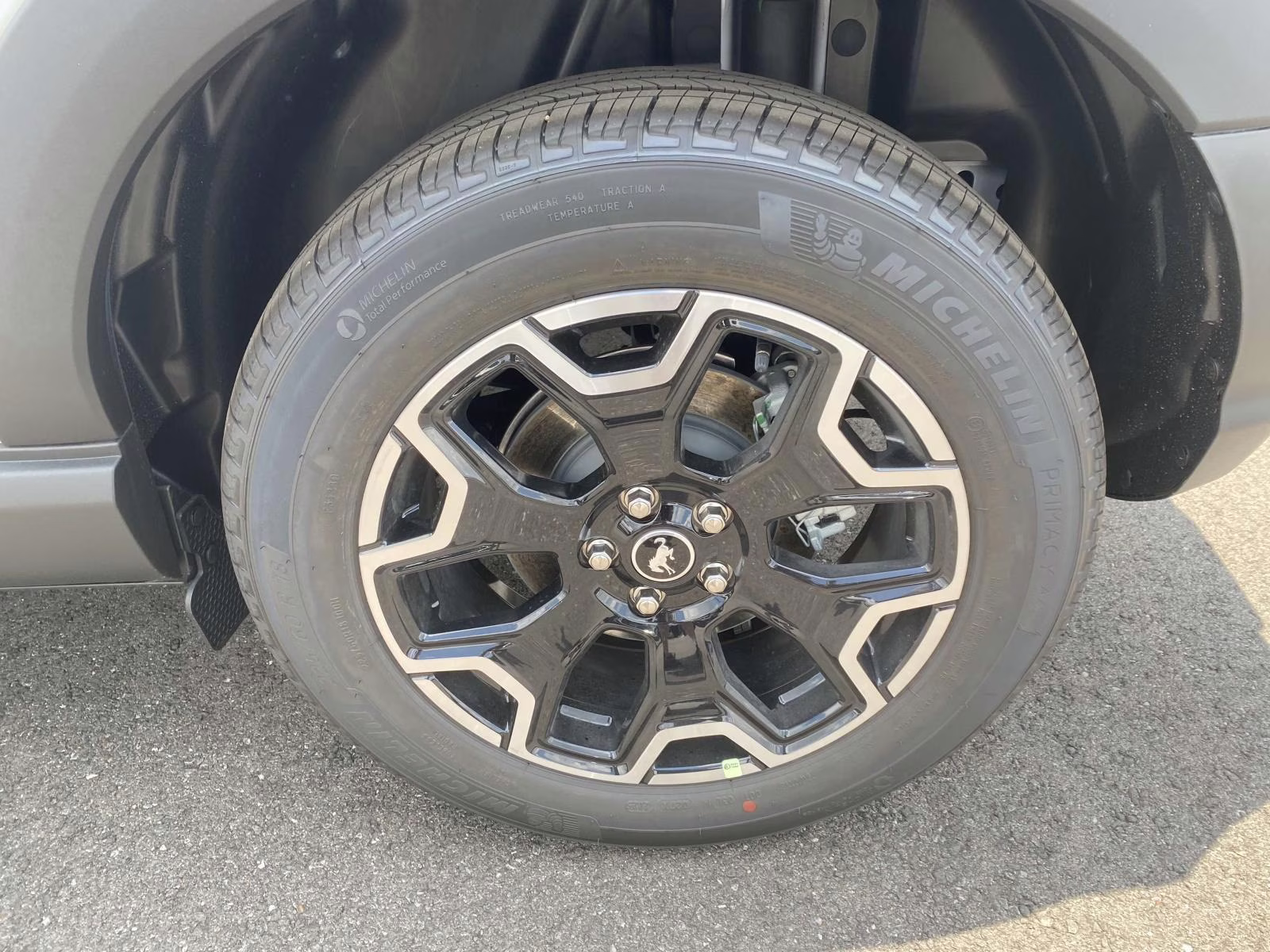 2025 Oxford White Ford Bronco Sport Outer Banks 4X4 SUV