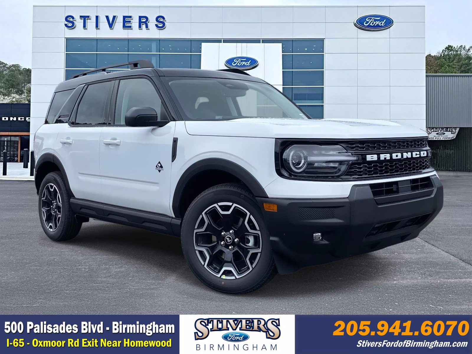 2025 Oxford White Ford Bronco Sport Outer Banks 4X4 SUV
