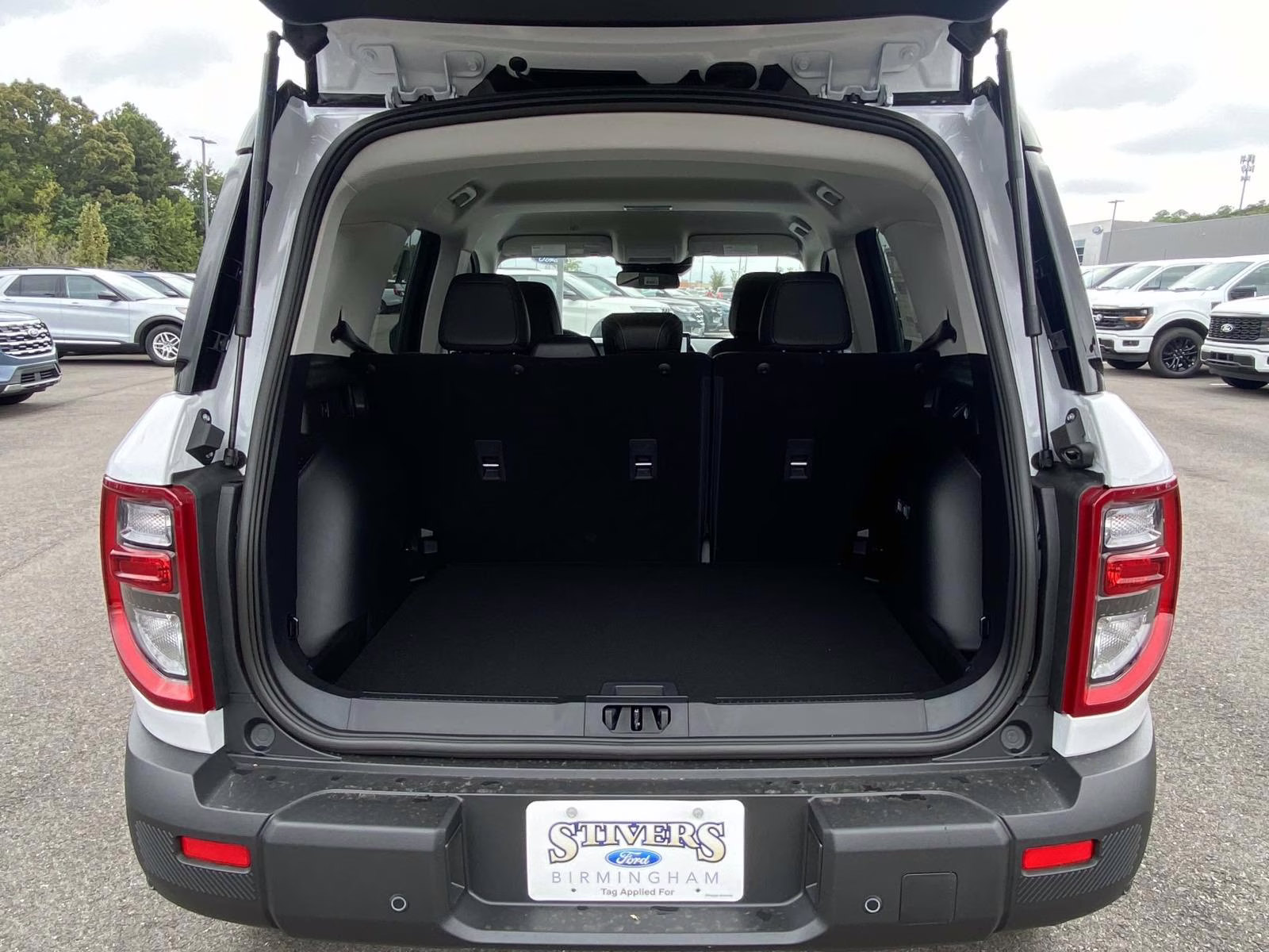 2025 Oxford White Ford Bronco Sport Outer Banks 4X4 SUV