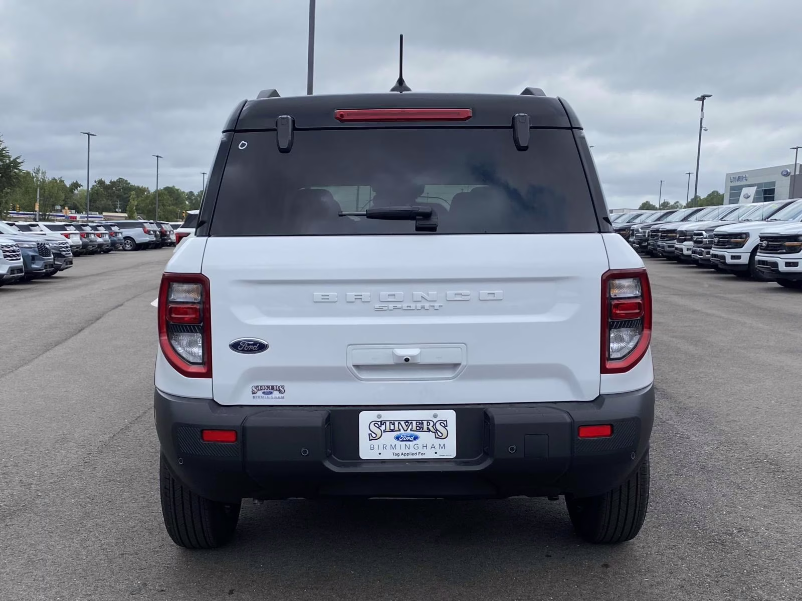 2025 Oxford White Ford Bronco Sport Outer Banks 4X4 SUV