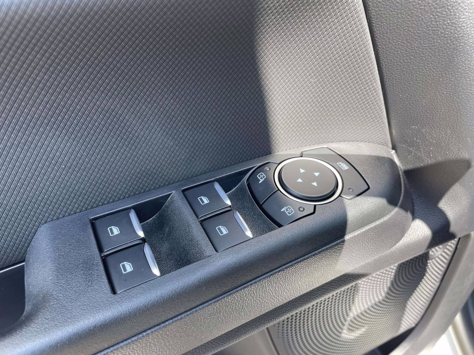 2025 Oxford White Ford Bronco Sport Badlands 4X4 SUV