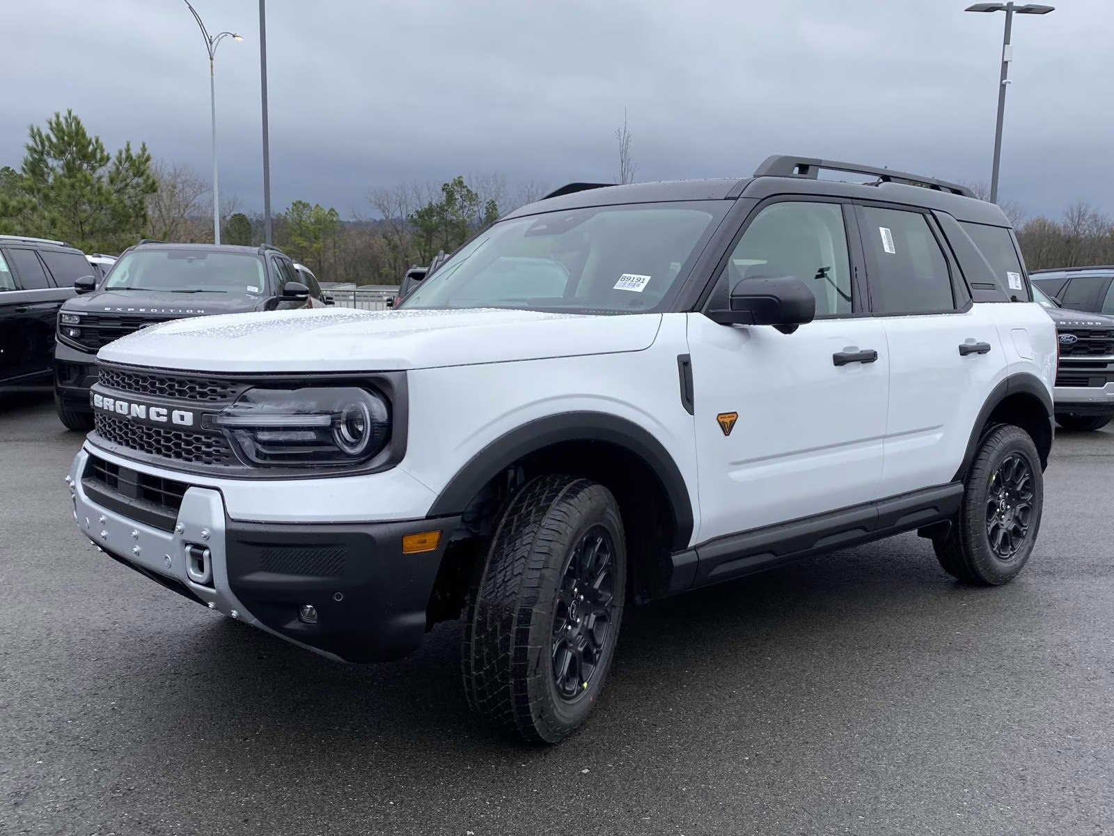 2025 Oxford White Ford Bronco Sport Badlands 4X4 SUV