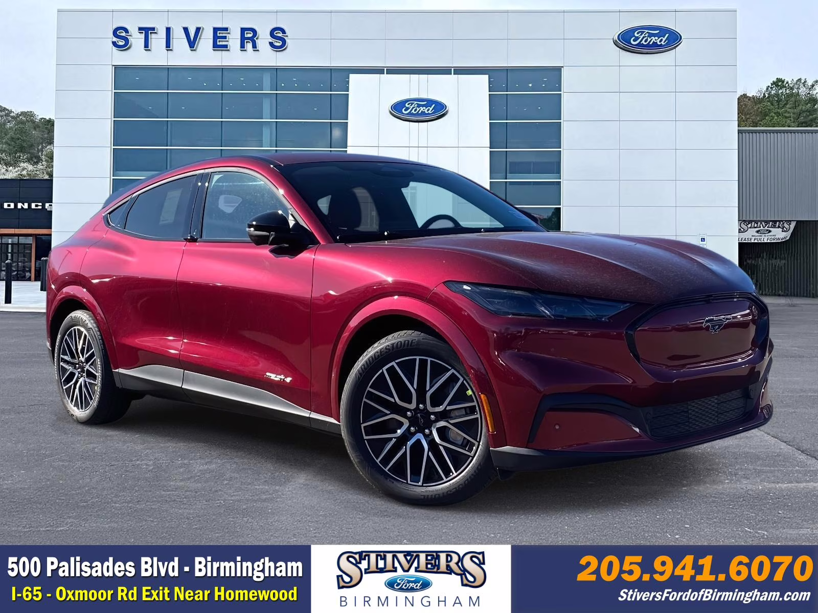 2025 Molten Magenta Metallic Tinted Clearcoat Ford Mustang Mach-E Premium RWD SUV