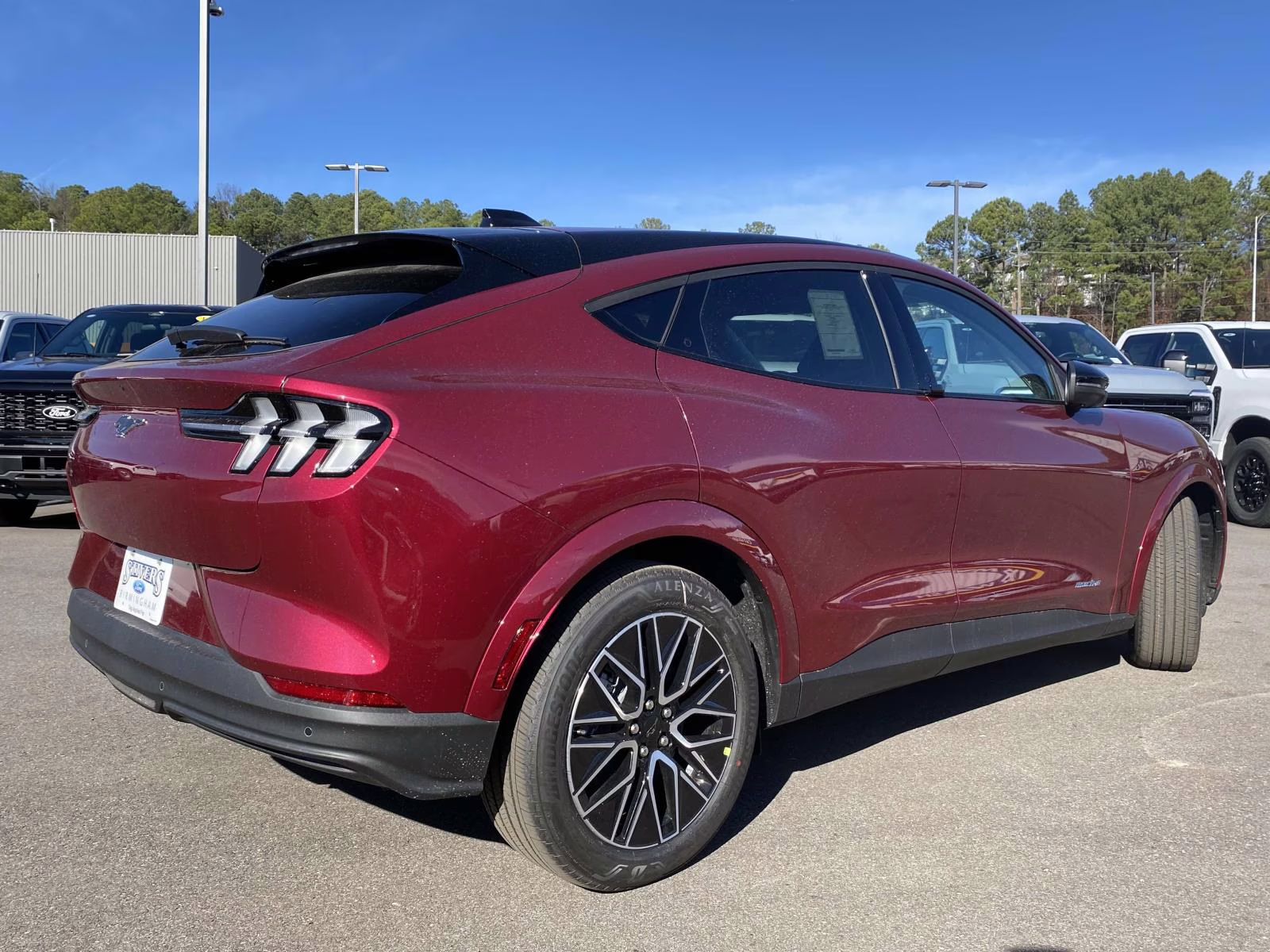 2025 Molten Magenta Metallic Tinted Clearcoat Ford Mustang Mach-E Premium RWD SUV