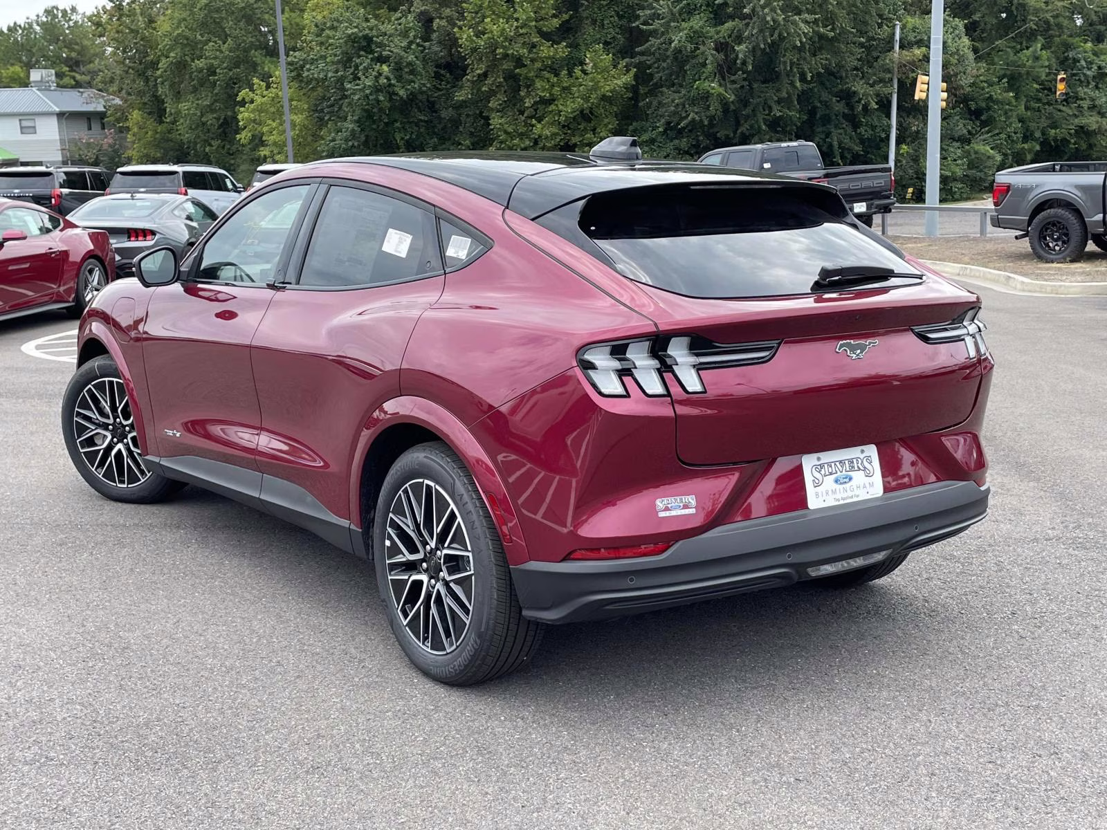 2025 Molten Magenta Metallic Tinted Clearcoat Ford Mustang Mach-E Premium RWD SUV