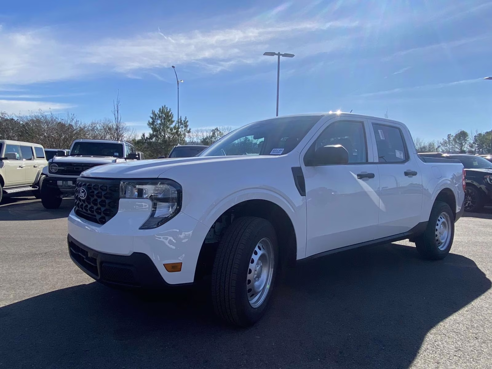 2026 Oxford White Ford Maverick XL FWD Truck