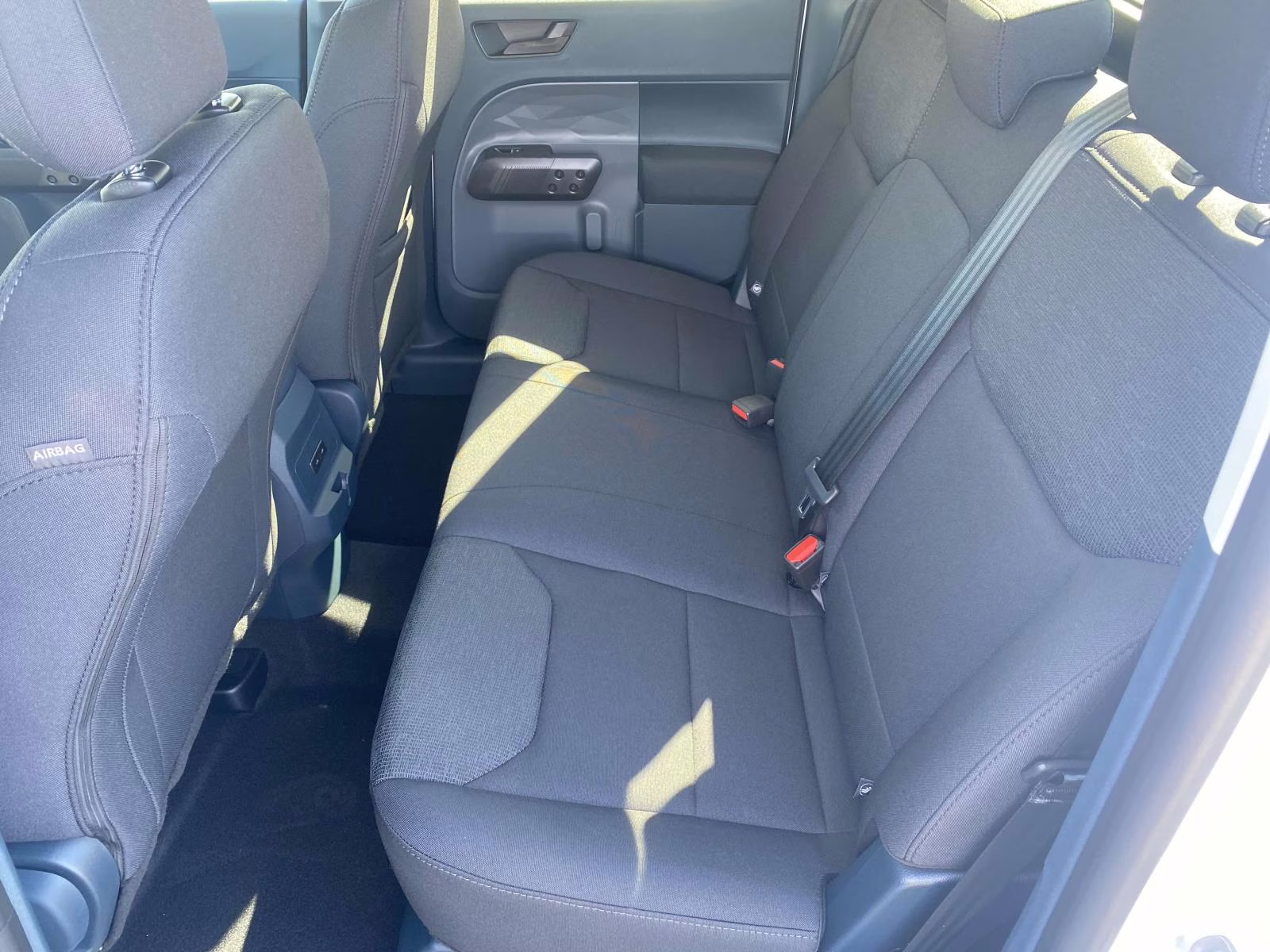 2025 Oxford White Ford Maverick XL FWD Truck