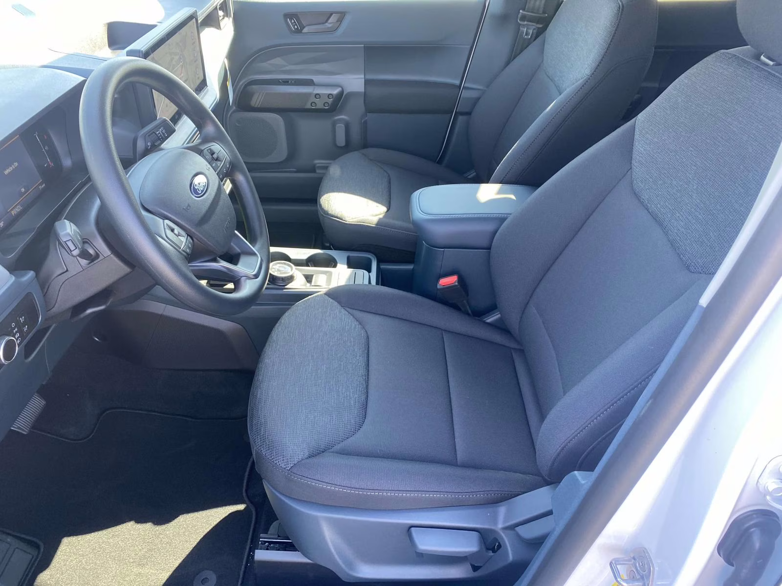 2025 Oxford White Ford Maverick XL FWD Truck