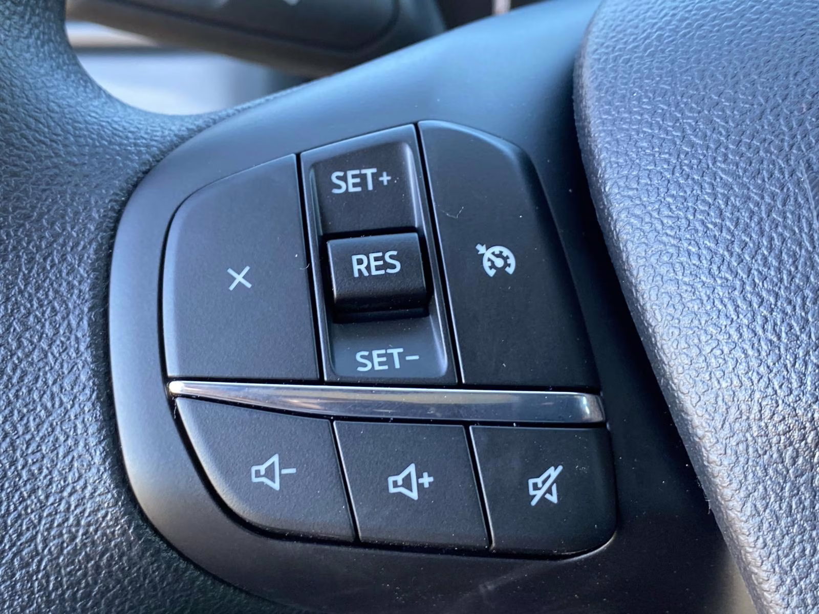 2026 Shadow Black Ford Maverick XL FWD Truck