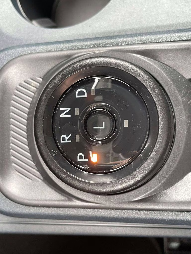 2026 White Metallic Ford Maverick XL FWD Truck