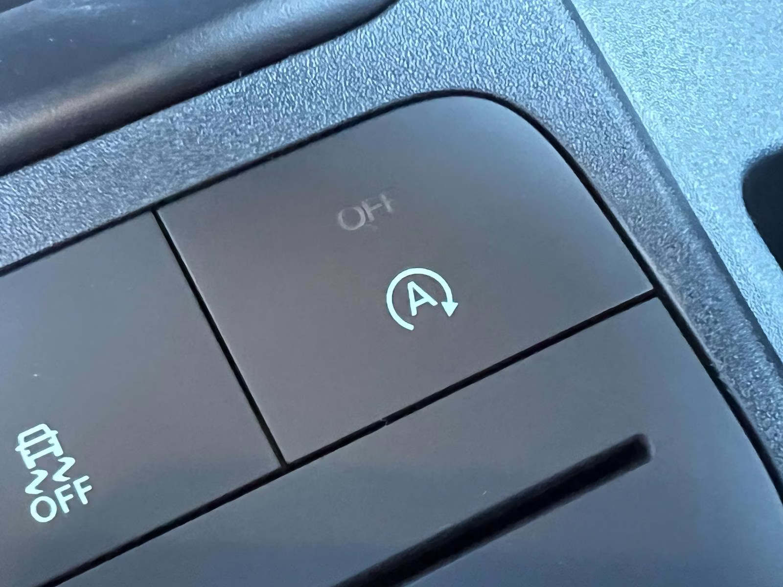 2026 White Metallic Ford Maverick XL AWD Truck