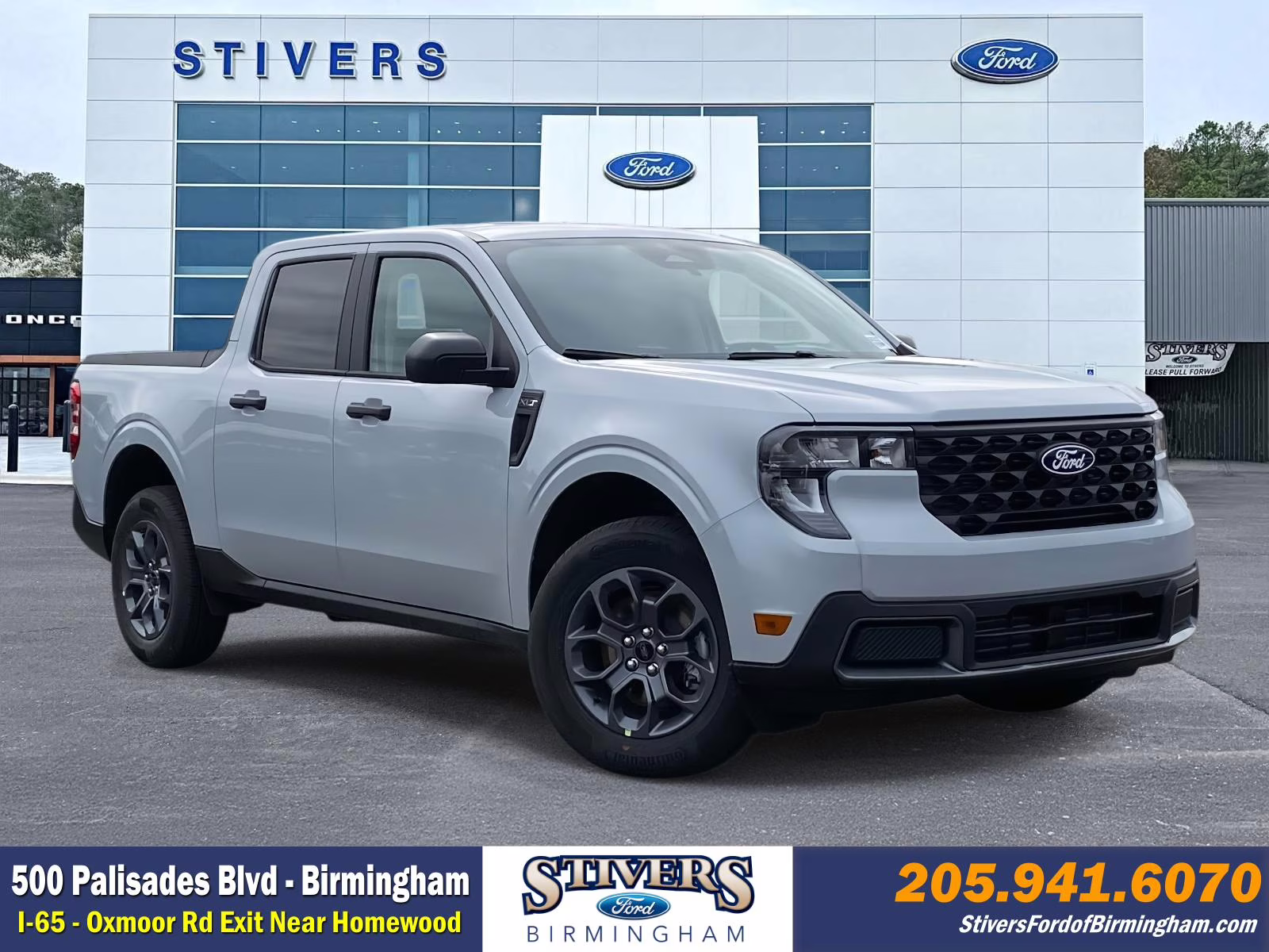 2026 White Metallic Ford Maverick XLT FWD Truck