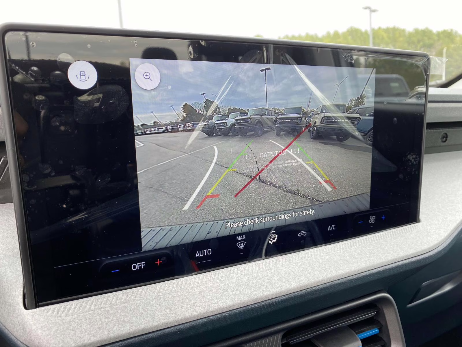 2026 White Metallic Ford Maverick XLT FWD Truck